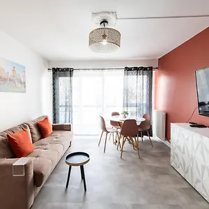 le-27-appartement-3-cosy-a-lyon-parking.hotels-rhonealpes.com/